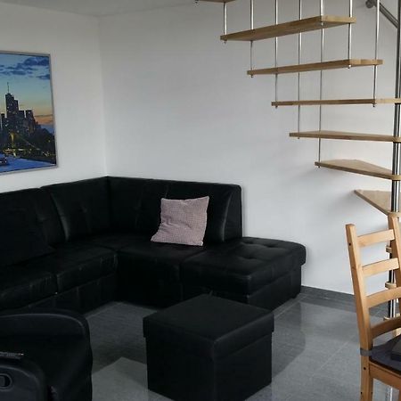 Apartment Near Frankfurt, Fantastic View! Usingen ภายนอก รูปภาพ