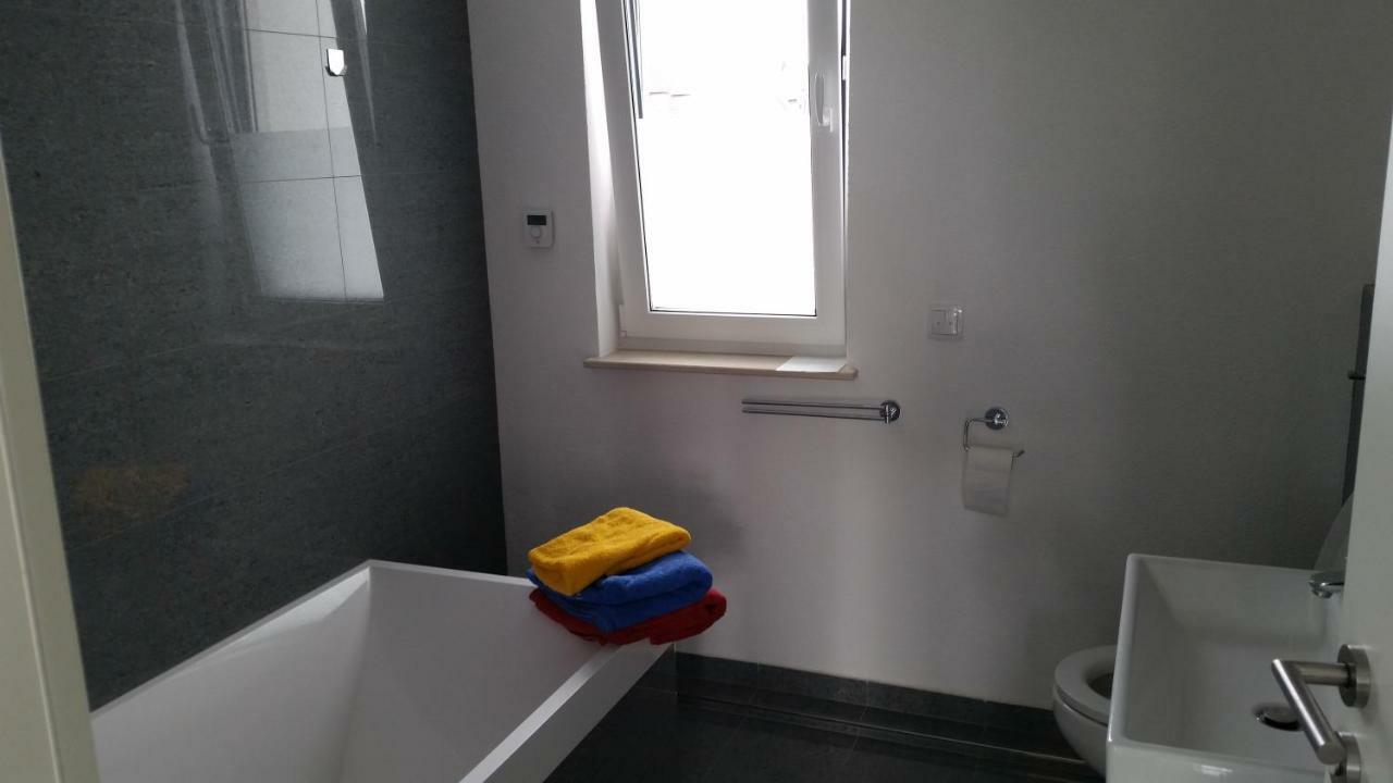 Apartment Near Frankfurt, Fantastic View! Usingen ภายนอก รูปภาพ