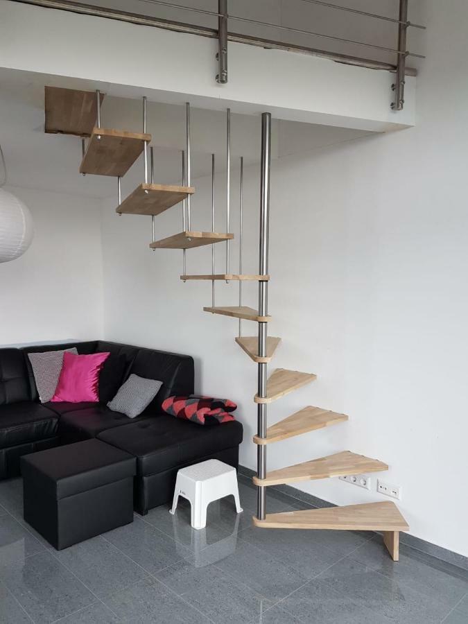 Apartment Near Frankfurt, Fantastic View! Usingen ภายนอก รูปภาพ